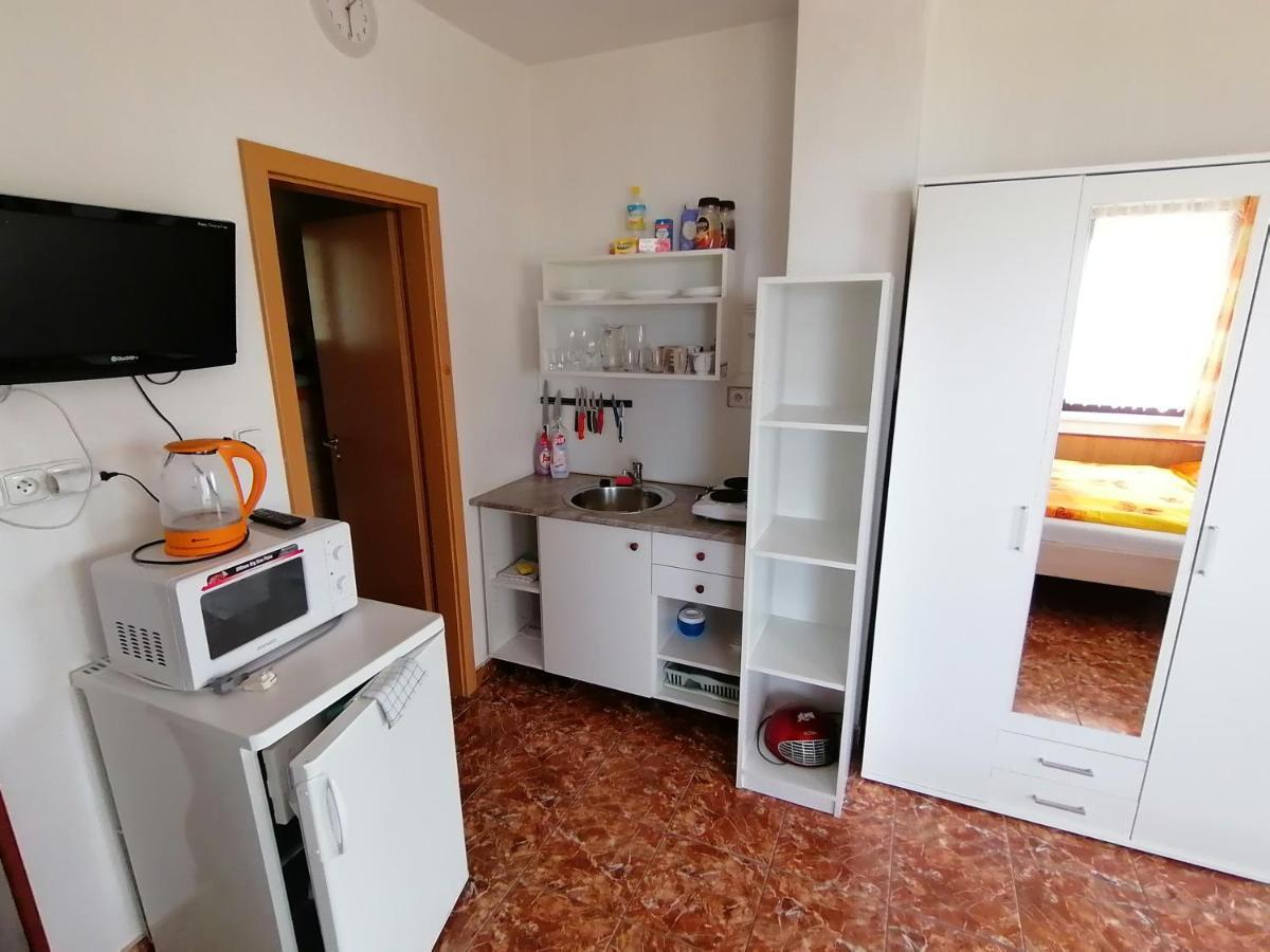 Penzion Nad Jezerem Pavlov Zewnętrze zdjęcie