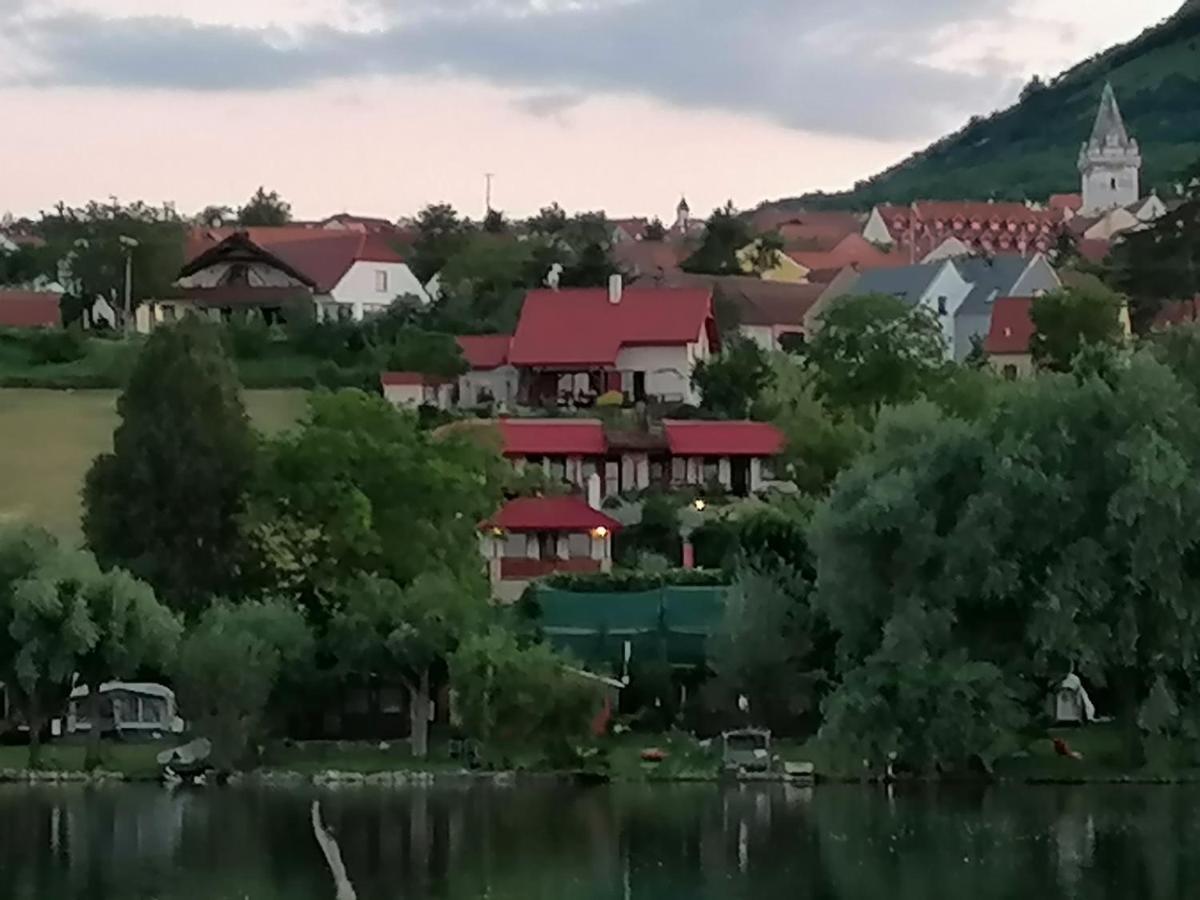 Penzion Nad Jezerem Pavlov Zewnętrze zdjęcie