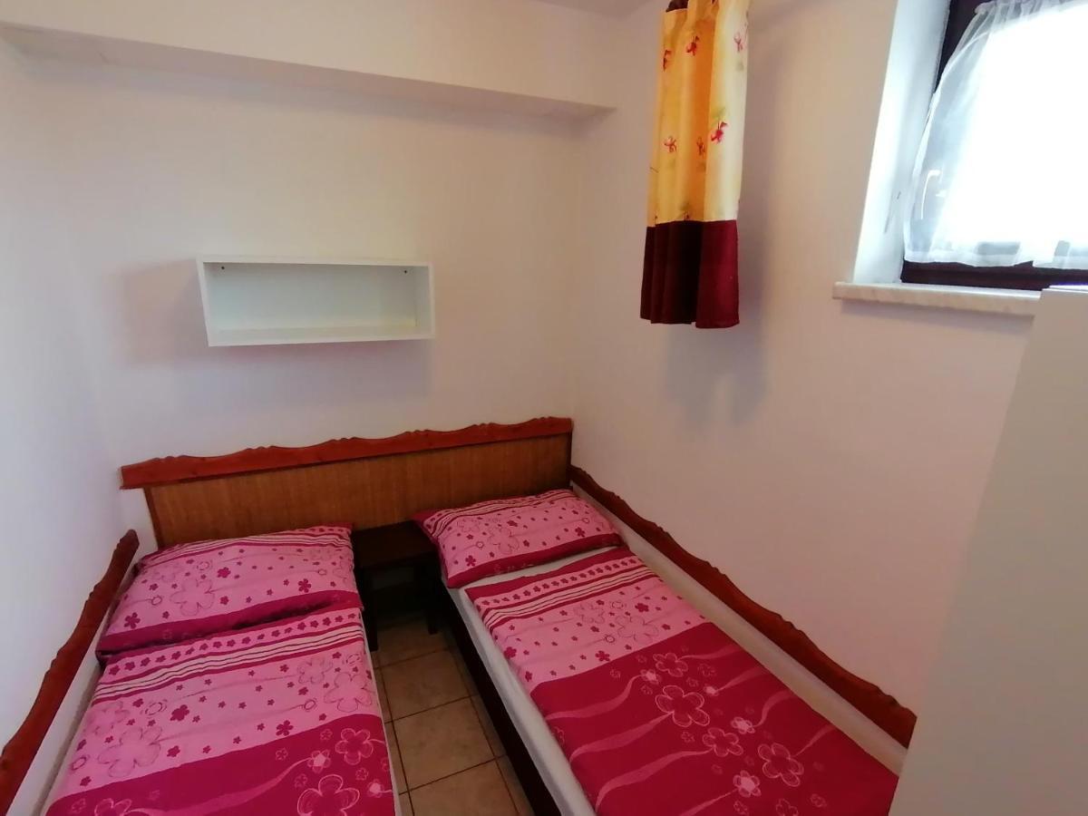 Penzion Nad Jezerem Pavlov Zewnętrze zdjęcie